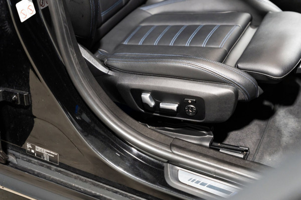 BMW 3 Serie Touring M340d xDrive High Executive PANO LEDER CAMERA