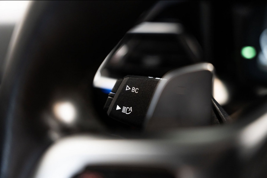 BMW 3 Serie Touring M340d xDrive High Executive PANO LEDER CAMERA
