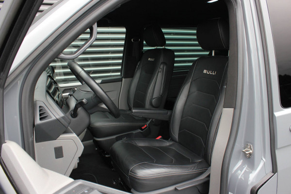 Volkswagen Transporter 2.0 TDI L2H1 150PK JB-EDITION DSG / ALCANTARE HEMEL / LEDEREN BEKLEDING / FULL / APPLE CARPLAY / NAVIGATIE