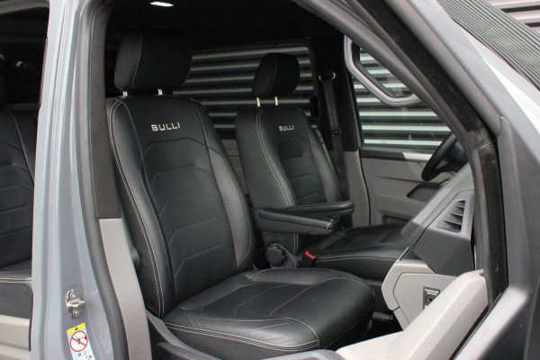 Volkswagen Transporter 2.0 TDI L2H1 150PK JB-EDITION DSG / ALCANTARE HEMEL / LEDEREN BEKLEDING / FULL / APPLE CARPLAY / NAVIGATIE