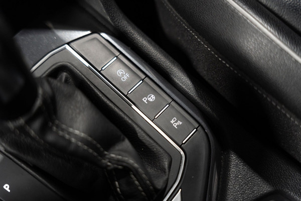 Volkswagen Tiguan Allspace 2.0 TDI 4Motion R-line 7p DSG LEDER PANO 360 CAMERA FULL