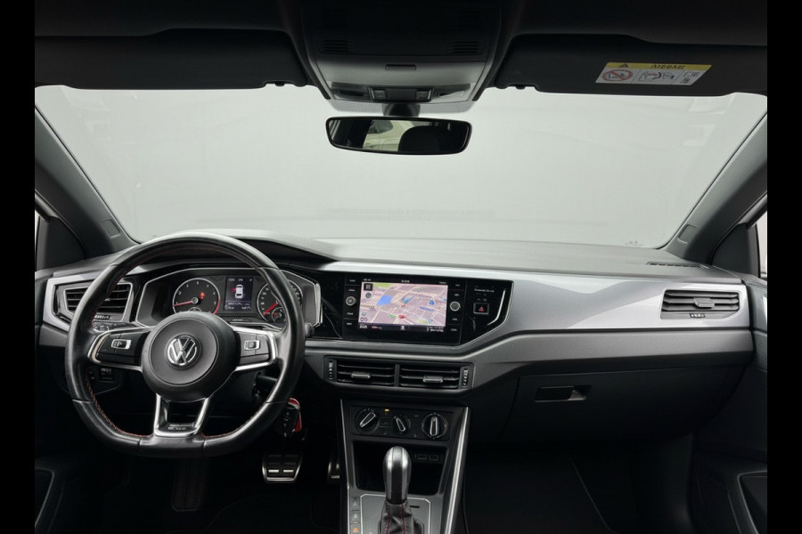 Volkswagen Polo 2.0 TSI GTI 200PK DSG GTI-SPORT CARPLAY/PDC/NAVI/STOELVERW. ***