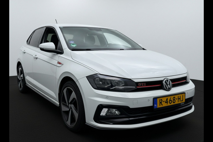 Volkswagen Polo 2.0 TSI GTI 200PK DSG GTI-SPORT CARPLAY/PDC/NAVI/STOELVERW. ***