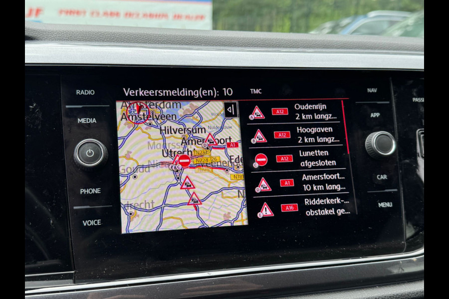 Volkswagen Polo 2.0 TSI GTI 200PK DSG GTI-SPORT CARPLAY/PDC/NAVI/STOELVERW. ***