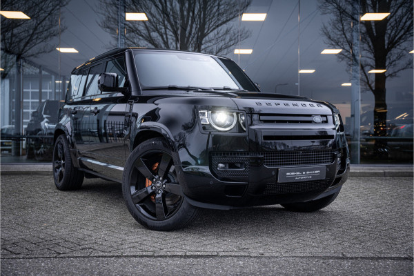Land Rover Defender 110 P300e 110 X-Dynamic HSE ** HUD ** Trekhaak ** Panodak ** Koelbox Elektrisch rijbereik tot 55km (WLTP)