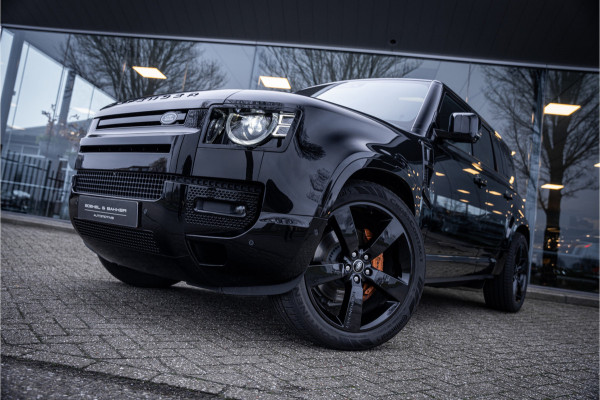 Land Rover Defender 110 P300e 110 X-Dynamic HSE ** HUD ** Trekhaak ** Panodak ** Koelbox Elektrisch rijbereik tot 55km (WLTP)