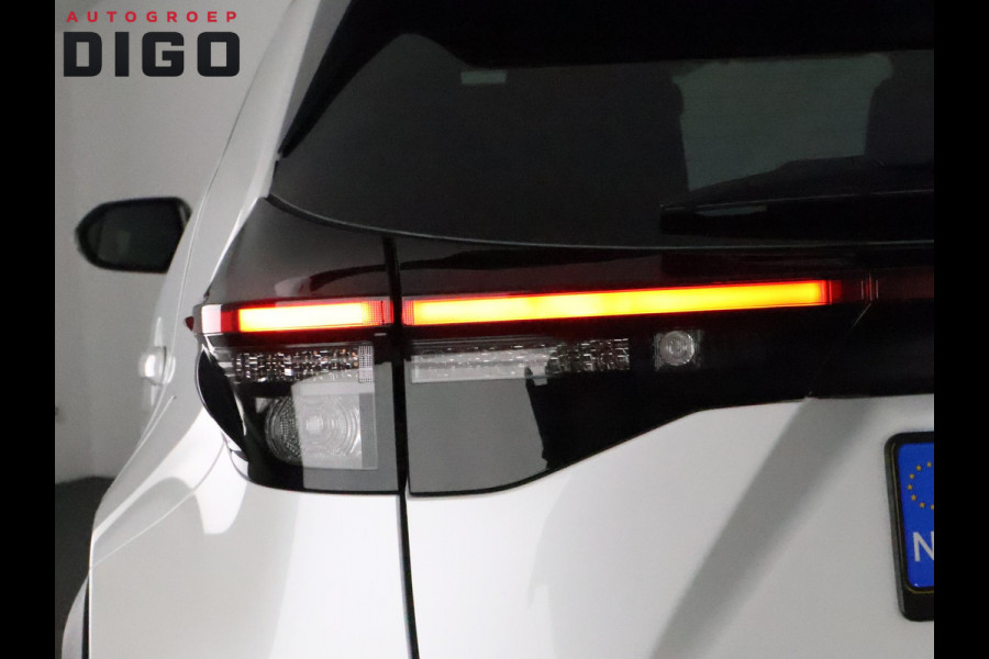 Toyota Yaris Cross Hybrid 115 Dynamic Sport Bi-Tone | Stuur- & Stoelverwarming | Apple Carplay & AndroidAUTO | Camera