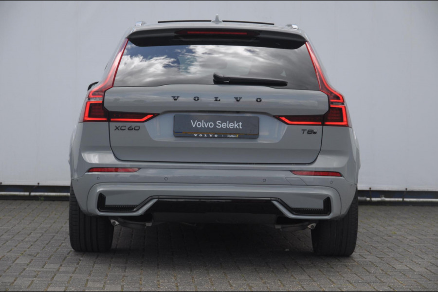 Volvo XC60 T8 455PK Automaat hybrid AWD Ultra Black Edition Luchtvering/ Semi-elektrisch inklapbare trekhaak/ Stoelverwarming voor en achter/ Stuurverwarming/ Harman Kardon Audio/