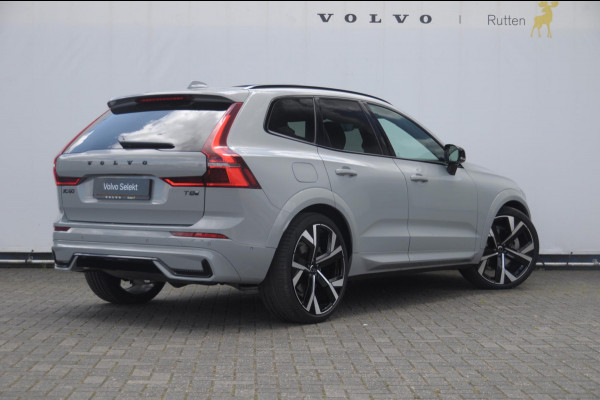Volvo XC60 T8 455PK Automaat hybrid AWD Ultra Black Edition Luchtvering/ Semi-elektrisch inklapbare trekhaak/ Stoelverwarming voor en achter/ Stuurverwarming/ Harman Kardon Audio/