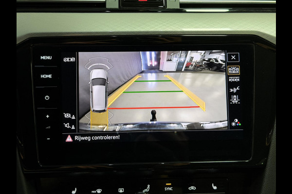 Volkswagen Passat Variant 1.4 TSI PHEV GTE Business 17"/Trekhaak/IQ Lights/Stoelverwarming/Camera/Apple Carplay & Android Auto