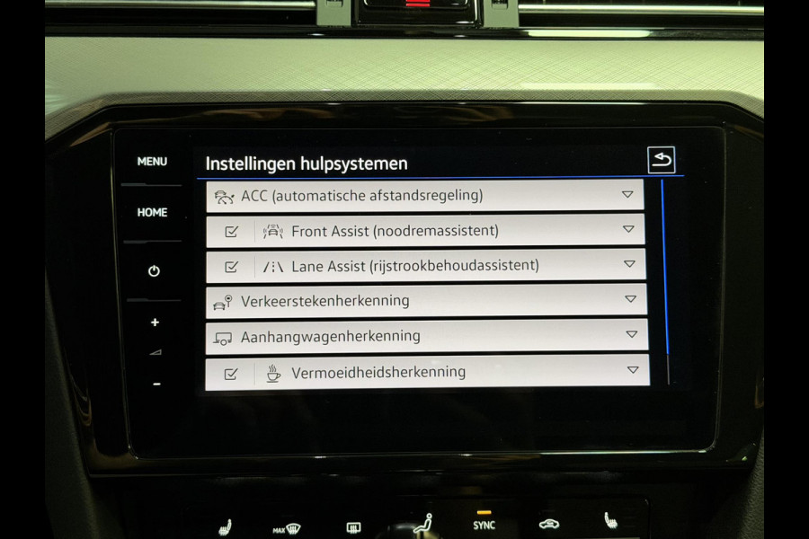 Volkswagen Passat Variant 1.4 TSI PHEV GTE Business 17"/Trekhaak/IQ Lights/Stoelverwarming/Camera/Apple Carplay & Android Auto