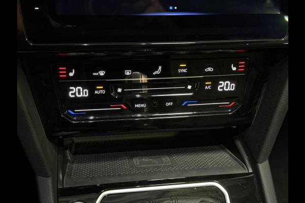 Volkswagen Passat Variant 1.4 TSI PHEV GTE Business 17"/Trekhaak/IQ Lights/Stoelverwarming/Camera/Apple Carplay & Android Auto