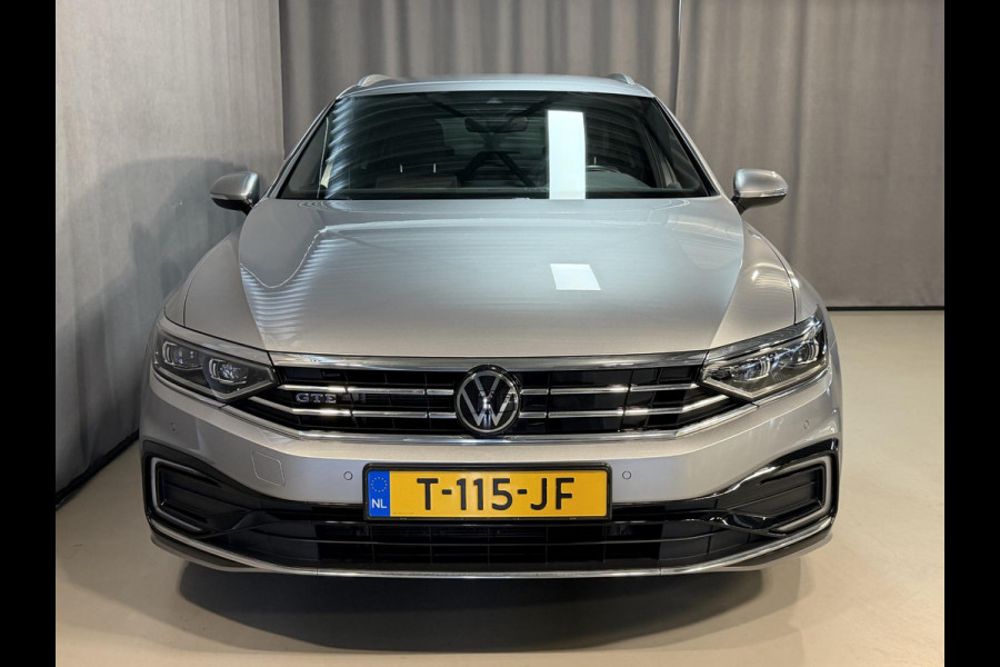 Volkswagen Passat Variant 1.4 TSI PHEV GTE Business 17"/Trekhaak/IQ Lights/Stoelverwarming/Camera/Apple Carplay & Android Auto
