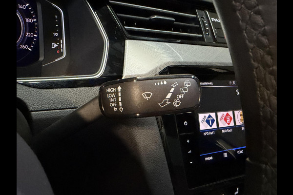 Volkswagen Passat Variant 1.4 TSI PHEV GTE Business 17"/Trekhaak/IQ Lights/Stoelverwarming/Camera/Apple Carplay & Android Auto