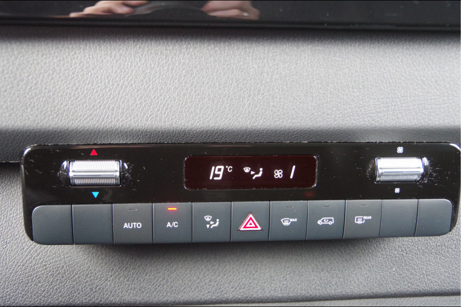 Mercedes-Benz Sprinter 319 3.0 CDI V6 L2H1 MARGE! AUT. 2X SCHUIFDEUR, 3.5T TREKHAAK, LEDER, ADAPT. CRUISE, 360 CAMERA, NAVI, CLIMA, STOELVERWARMING