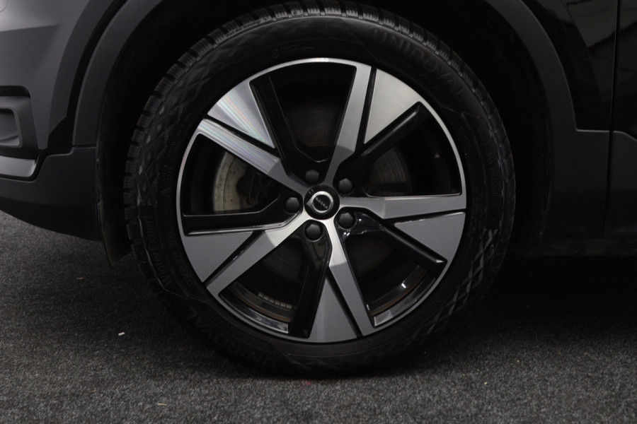 Volvo XC40 Recharge P8 AWD R-Design, SOH 92 %, Panoramadak, Leder, 4 x Stoelverwarming, H/K Sound, 360 Camera