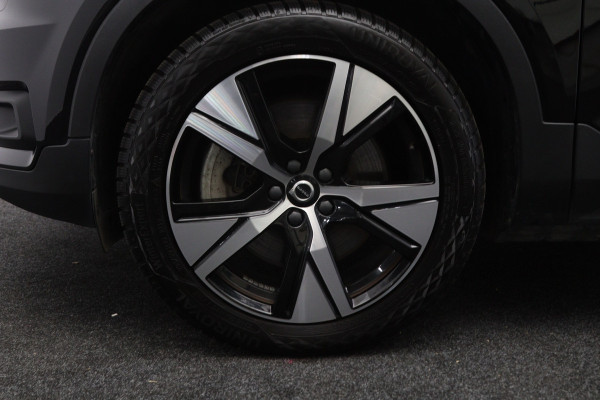 Volvo XC40 Recharge P8 AWD R-Design, SOH 92 %, Panoramadak, Leder, 4 x Stoelverwarming, H/K Sound, 360 Camera