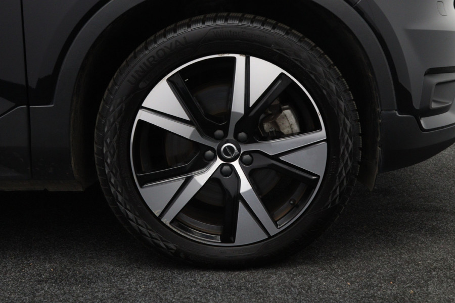 Volvo XC40 Recharge P8 AWD R-Design, SOH 92 %, Panoramadak, Leder, 4 x Stoelverwarming, H/K Sound, 360 Camera