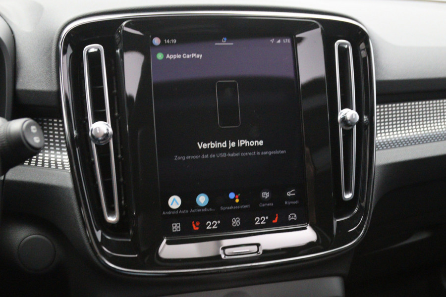 Volvo XC40 Recharge P8 AWD R-Design, SOH 92 %, Panoramadak, Leder, 4 x Stoelverwarming, H/K Sound, 360 Camera