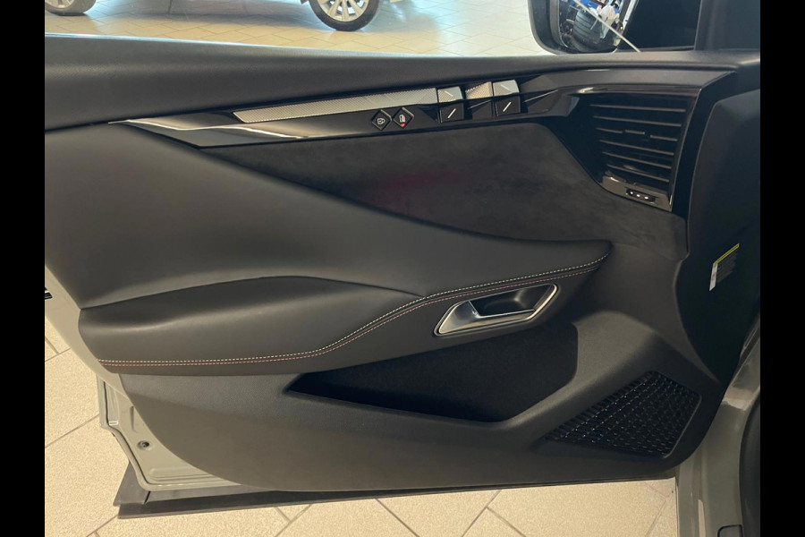 DS DS 4 1.2 Performance Line+ 130PK AUTOMAAT AIRCO CLIMA NAVI CRUISE APPLE CARPLAY ALCANTARA ZWARTE VELGEN CAMERA PDC NIEUWSTAAT
