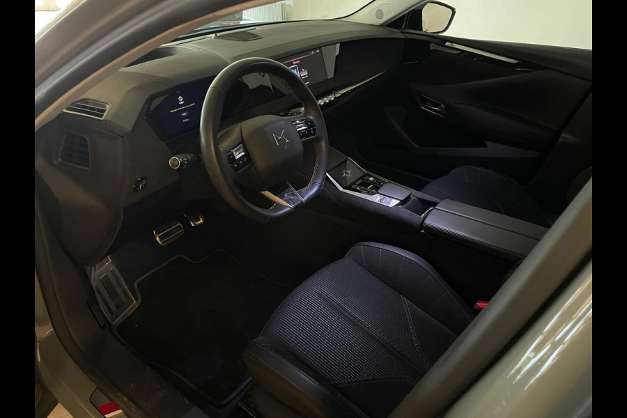 DS DS 4 1.2 Performance Line+ 130PK AUTOMAAT AIRCO CLIMA NAVI CRUISE APPLE CARPLAY ALCANTARA ZWARTE VELGEN CAMERA PDC NIEUWSTAAT