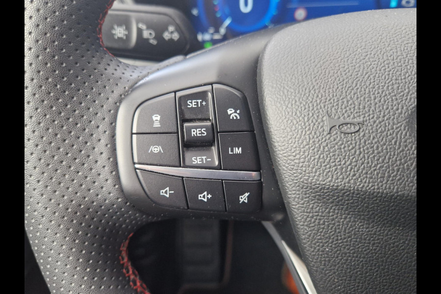 Ford Kuga 2.5 PHEV ST-Line X | Black Pack | 20 inch LMV Black met rode remklauwen | Elektrisch wegklapbare trekhaak | Winter Pack | Blind Spot System | Koplampen adaptief | Elektrische achterklep