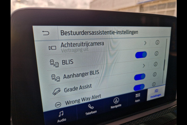 Ford Kuga 2.5 PHEV ST-Line X | Black Pack | 20 inch LMV Black met rode remklauwen | Elektrisch wegklapbare trekhaak | Winter Pack | Blind Spot System | Koplampen adaptief | Elektrische achterklep