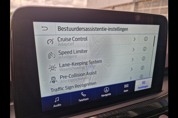 Ford Kuga 2.5 PHEV ST-Line X | Black Pack | 20 inch LMV Black met rode remklauwen | Elektrisch wegklapbare trekhaak | Winter Pack | Blind Spot System | Koplampen adaptief | Elektrische achterklep