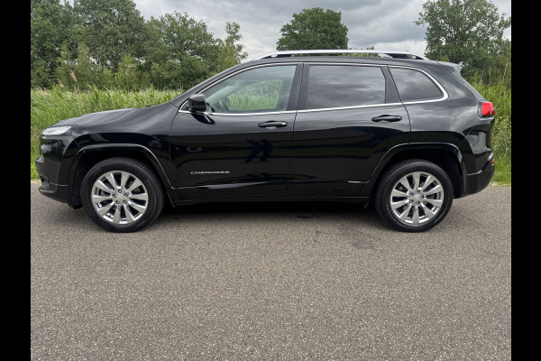 Jeep Cherokee 2.2 Overland Vol Opties!! Weinig Km !!