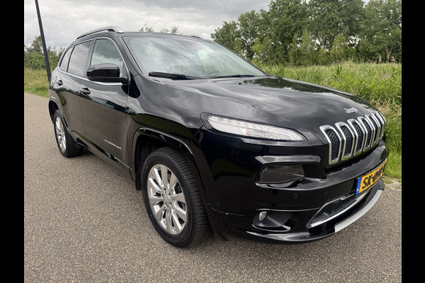 Jeep Cherokee 2.2 Overland Vol Opties!! Weinig Km !!