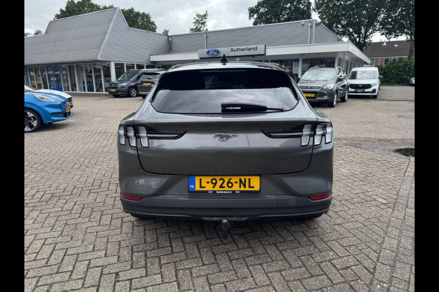 Ford Mustang Mach-E RWD 75 kWh 258pk Trekhaak | Elektrische Achterklep | Panorama dak | Adaptieve Cruise | Dodehoeksensoren | B&O Audio | Memory Seats