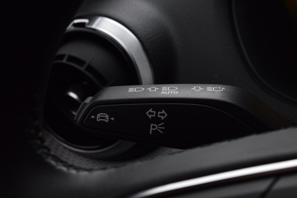 Audi Q2 35 TFSI S-Line|Leer|Virtual|Cam.|ACC|Elektr.klep