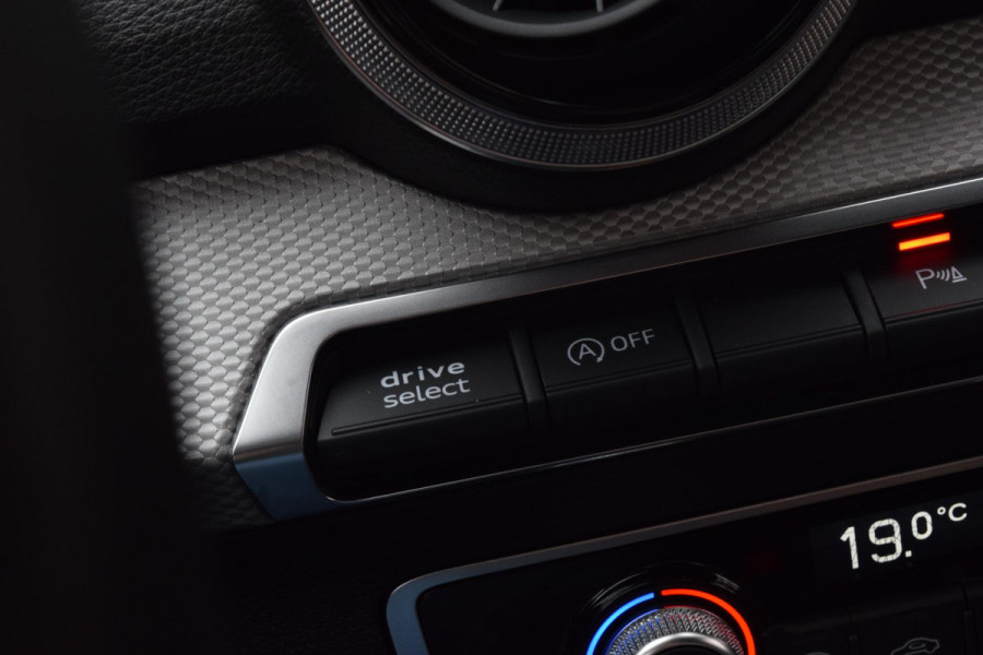 Audi Q2 35 TFSI S-Line|Leer|Virtual|Cam.|ACC|Elektr.klep