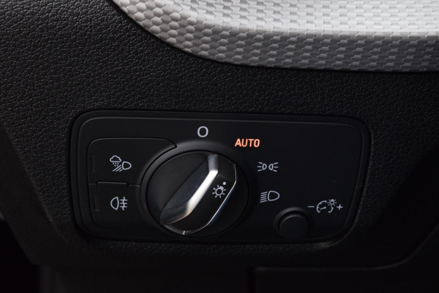 Audi Q2 35 TFSI S-Line|Leer|Virtual|Cam.|ACC|Elektr.klep