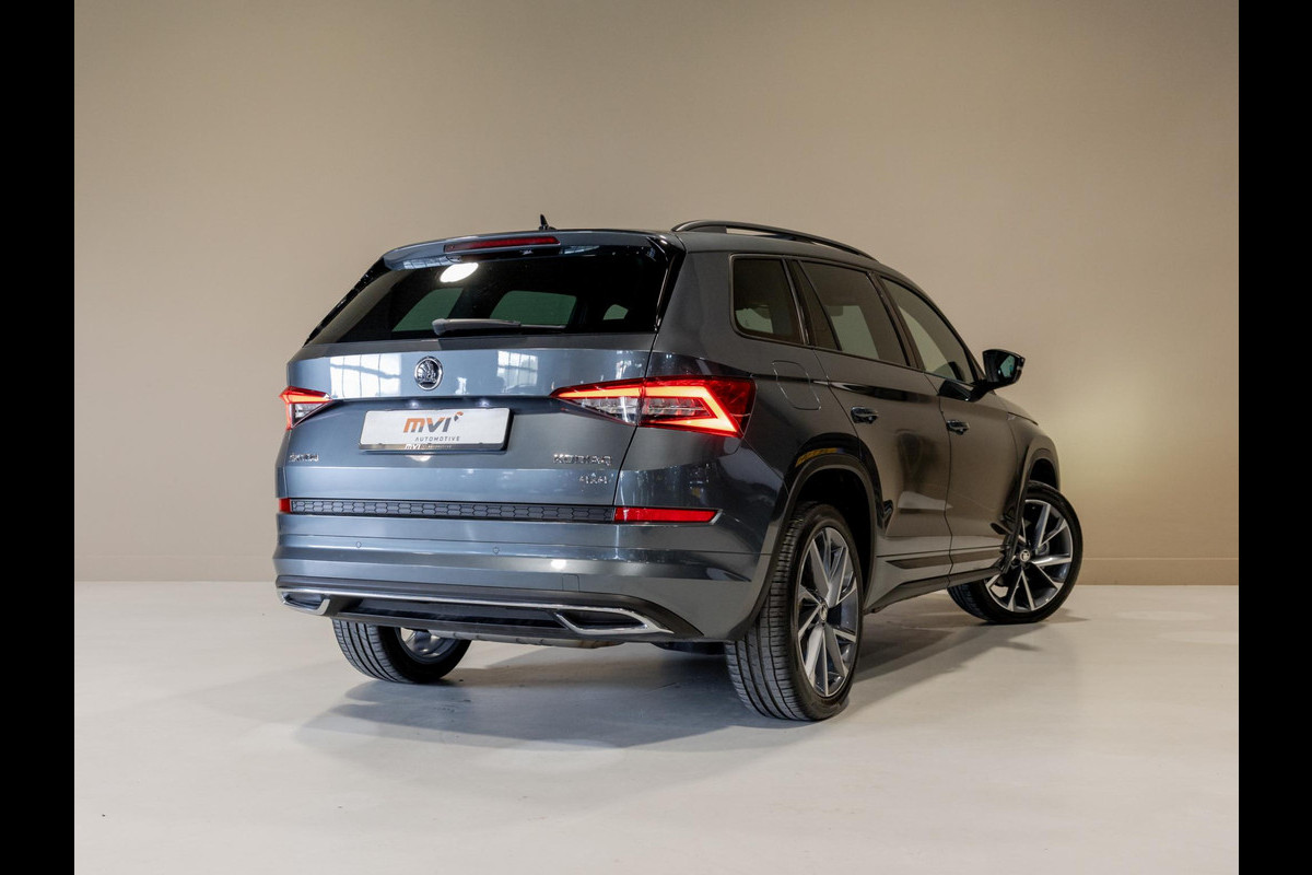 Škoda Kodiaq 2.0 TSI 4x4 Sport Line / 180pk / Trekhaak / Panorama dak / Dodehoek herkenning /