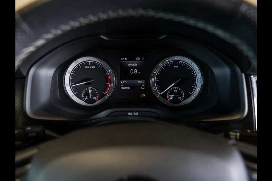 Škoda Kodiaq 2.0 TSI 4x4 Sport Line / 180pk / Trekhaak / Panorama dak / Dodehoek herkenning /