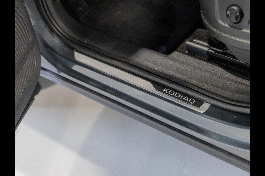 Škoda Kodiaq 2.0 TSI 4x4 Sport Line / 180pk / Trekhaak / Panorama dak / Dodehoek herkenning /