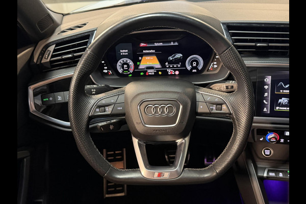 Audi Q3 Sportback 45 TFSI e S Edition 20"/Panoramadak/Leder/Dodehoek/360 camera/Keyless/Sfeerverlichting/Camera/Elektrische klep