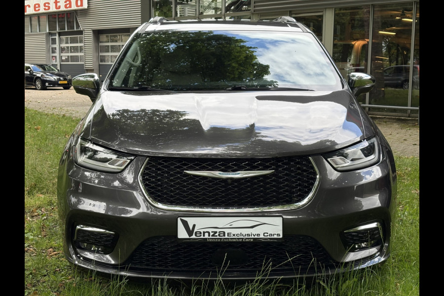 Chrysler Pacifica 3.6 V6 Hybrid PHEV LIMITED