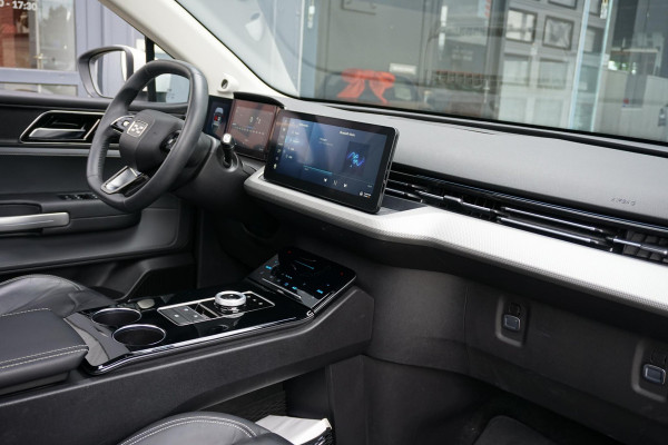 Aiways U5 63kWh Premium + PANORAMA / LEDER / ADAPTIVE CRUISE / 360 CAMERA