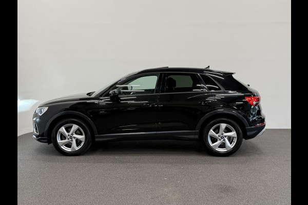 Audi Q3 35 TFSI Advanced Automaat Panoramadak Navigatie Apple Carplay Android Auto 360 camera Parkeersensoren Cruise Control Alacantara Full Led Stoelverwarming Climate Control Lichtmetalen velgen
