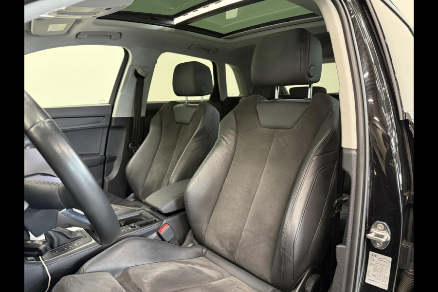 Audi Q3 35 TFSI Advanced Automaat Panoramadak Navigatie Apple Carplay Android Auto 360 camera Parkeersensoren Cruise Control Alacantara Full Led Stoelverwarming Climate Control Lichtmetalen velgen