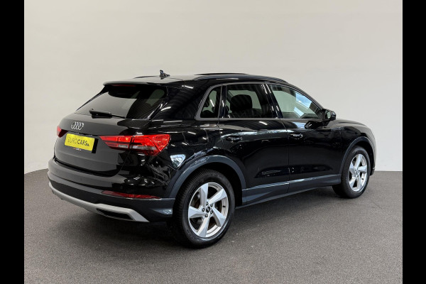Audi Q3 35 TFSI Advanced Automaat Panoramadak Navigatie Apple Carplay Android Auto 360 camera Parkeersensoren Cruise Control Alacantara Full Led Stoelverwarming Climate Control Lichtmetalen velgen