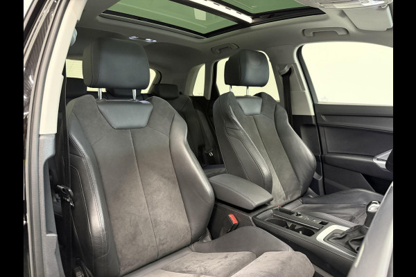 Audi Q3 35 TFSI Advanced Automaat Panoramadak Navigatie Apple Carplay Android Auto 360 camera Parkeersensoren Cruise Control Alacantara Full Led Stoelverwarming Climate Control Lichtmetalen velgen