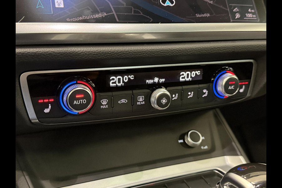 Audi Q3 35 TFSI Advanced Automaat Panoramadak Navigatie Apple Carplay Android Auto 360 camera Parkeersensoren Cruise Control Alacantara Full Led Stoelverwarming Climate Control Lichtmetalen velgen
