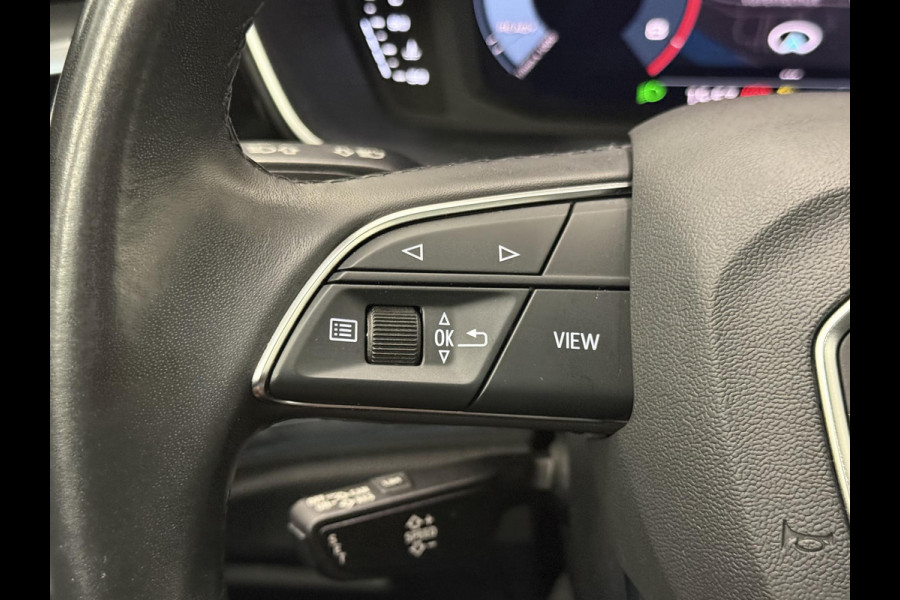 Audi Q3 35 TFSI Advanced Automaat Panoramadak Navigatie Apple Carplay Android Auto 360 camera Parkeersensoren Cruise Control Alacantara Full Led Stoelverwarming Climate Control Lichtmetalen velgen