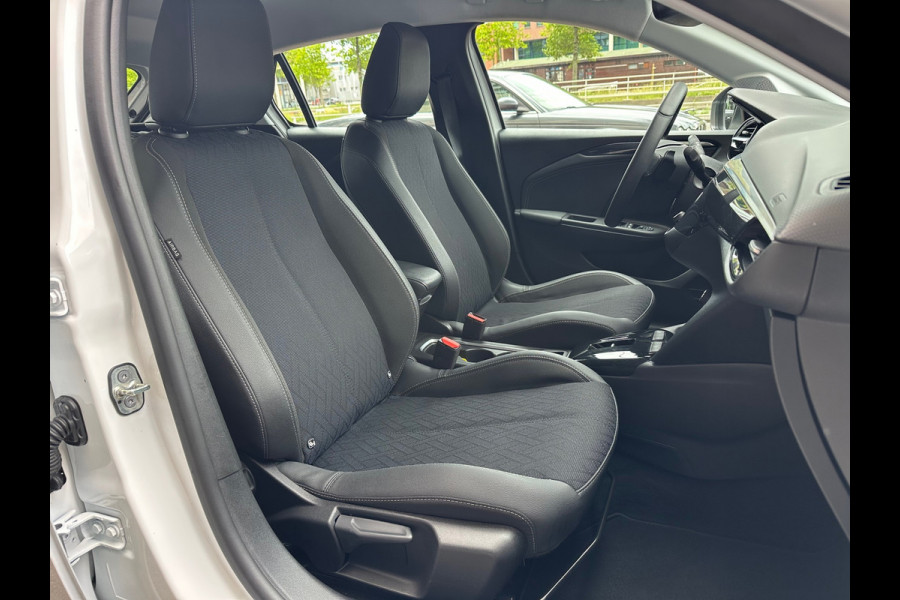 Opel Corsa 1.2 Elegance Aut Leer Airco Camera Carplay PDC