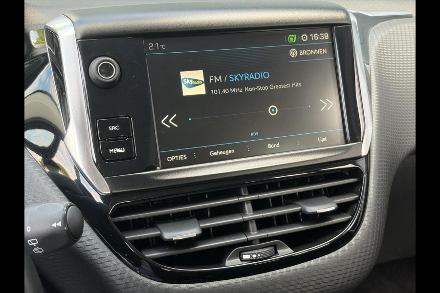 Peugeot 2008 1.2 PureTech Blue Lion 2e Eigenaar,131pk,Carplay,Navi,Dealer Onderhouden,6 Bak,D-riem vv in 2024,Pdc,N.A.P,Apk tot 04-2027