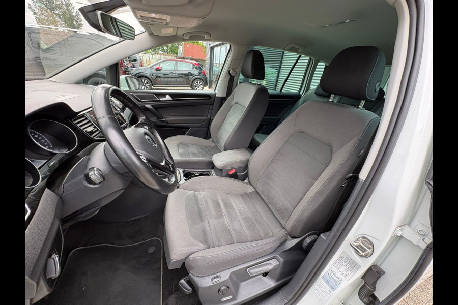 Volkswagen Golf Sportsvan 1.5 TSI ACT Highline Edition NIEUWE APK GARANTIE 150PK