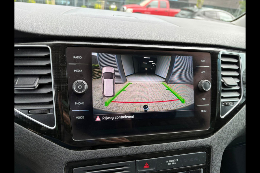 Volkswagen Golf Sportsvan 1.5 TSI ACT Highline Edition NIEUWE APK GARANTIE 150PK